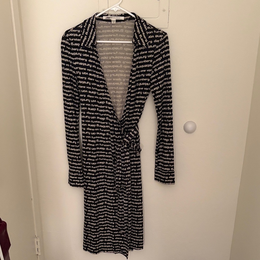 Diane Von Furstenberg Black and White Wrap Dress